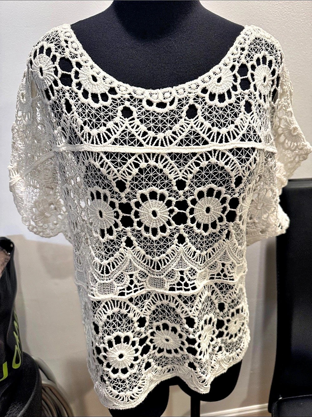 Women's White Crochet Lace Top